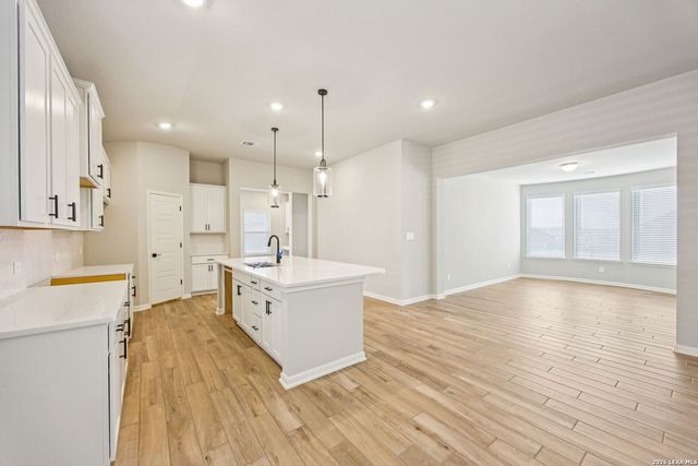 1234 Nikos Hollow, San Antonio, TX 78245