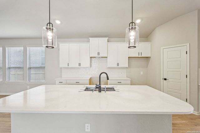 1234 Nikos Hollow, San Antonio, TX 78245