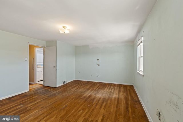 12126 RANIER RD, Philadelphia, PA 19154