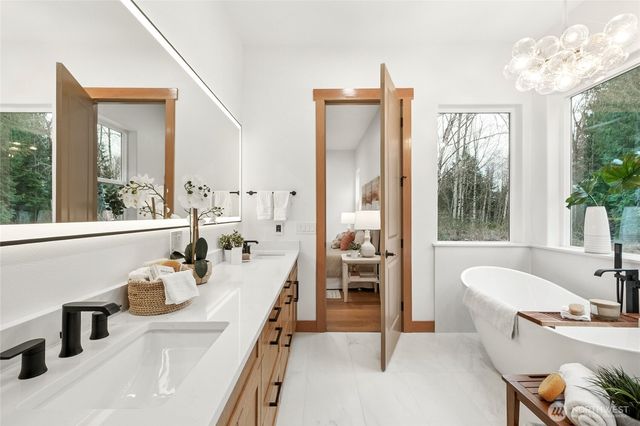 26181 276th Avenue SE, Ravensdale, WA 98051