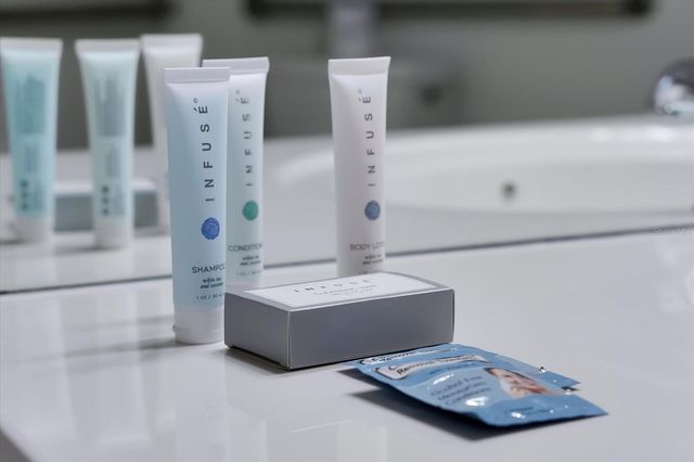 4862 CAYVIEW AVENUE 102, Orlando, FL 32819