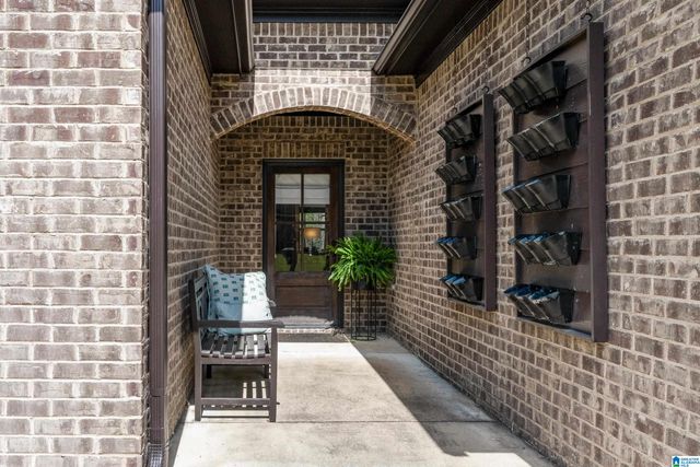 300 DUNROBIN CIRCLE, Pelham, AL 35124