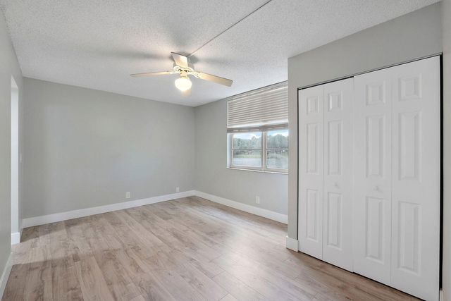 9450 Poinciana Place 211, Davie, FL 33324