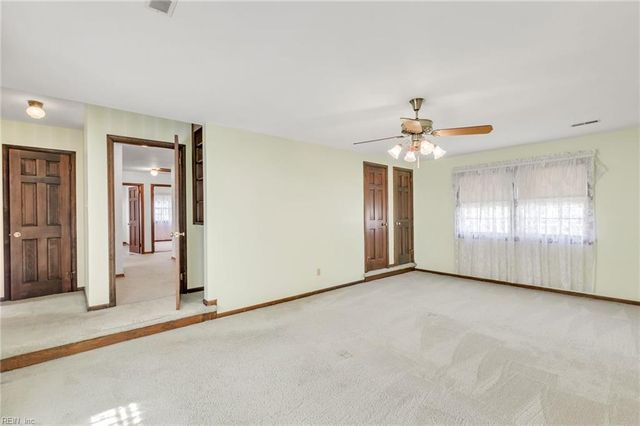 352 Wendwood DR, Newport News, VA 23602