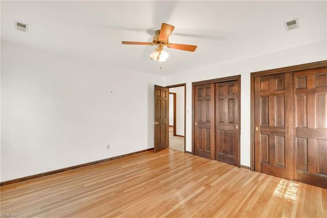 352 Wendwood DR, Newport News, VA 23602