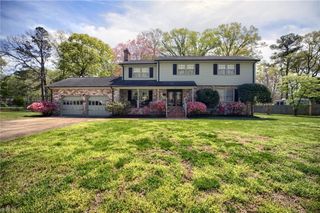 352 Wendwood DR, Newport News, VA 23602