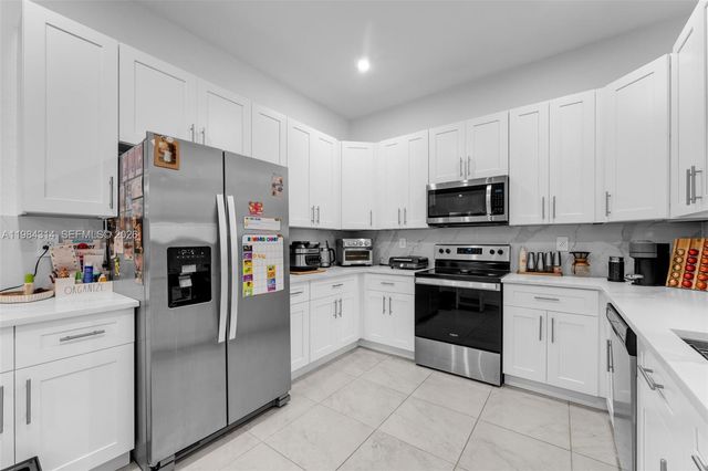 17805 SW 114th Ct 17805, Miami, FL 33157