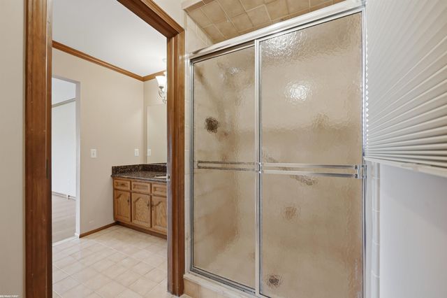 38300 Santa Barbara Street, Clinton, MI 48036