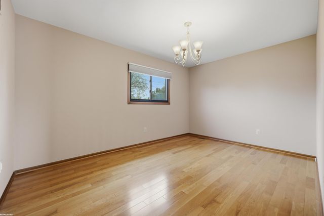 38300 Santa Barbara Street, Clinton, MI 48036