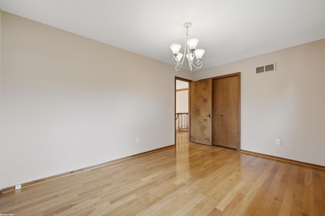 38300 Santa Barbara Street, Clinton, MI 48036