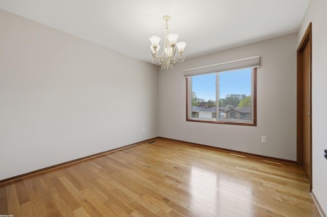 38300 Santa Barbara Street, Clinton, MI 48036