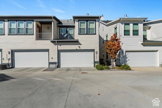 5131 W SPLIT ROCK DR, South Jordan, UT 84009