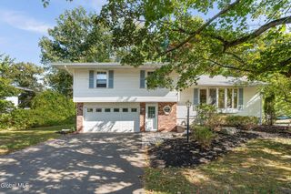 228 Murray Avenue, Bethlehem, NY 12054