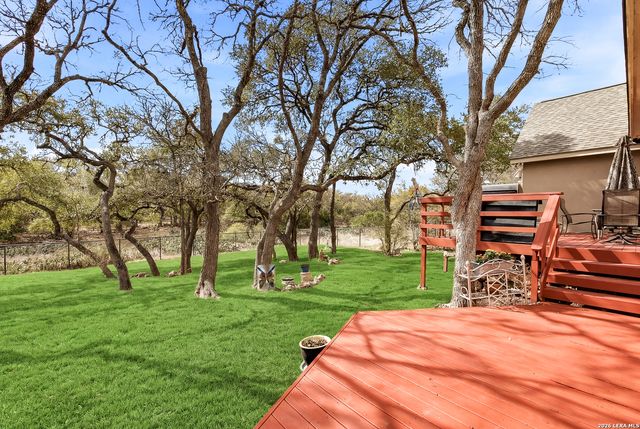 541 Saxet Trl, Spring Branch, TX 78070