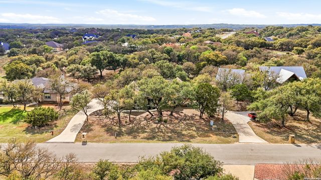 541 Saxet Trl, Spring Branch, TX 78070