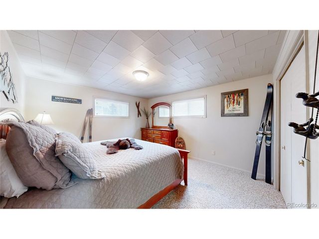 1105 Mountain Ave, Grand Lake, CO 80447
