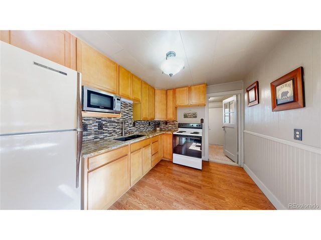 1105 Mountain Ave, Grand Lake, CO 80447