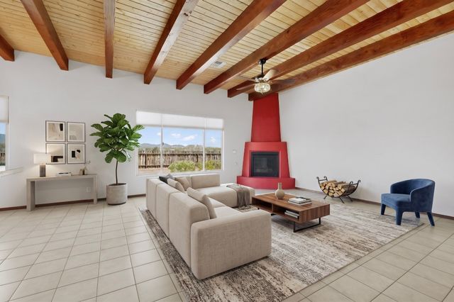 7 Caballo Viejo, Santa Fe, NM 87508