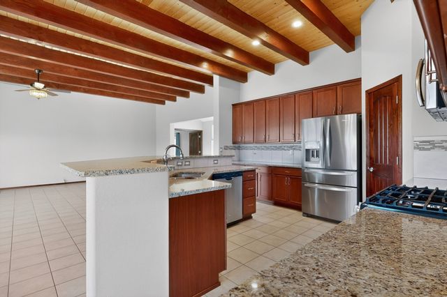 7 Caballo Viejo, Santa Fe, NM 87508