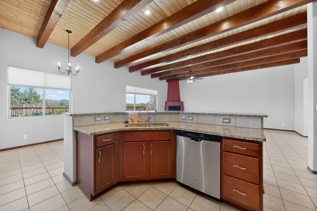 7 Caballo Viejo, Santa Fe, NM 87508