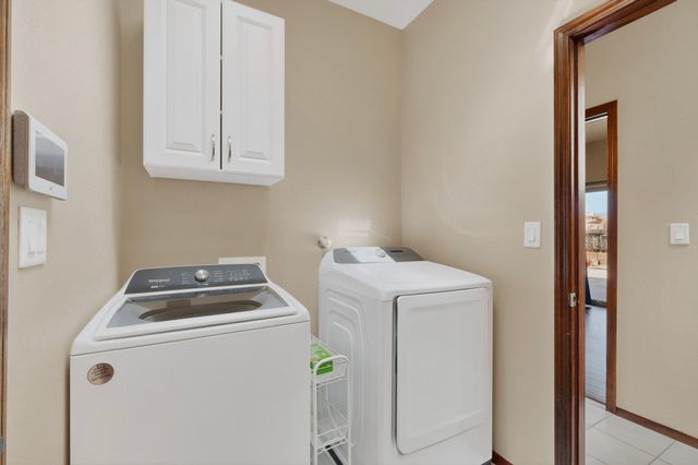 7 Caballo Viejo, Santa Fe, NM 87508