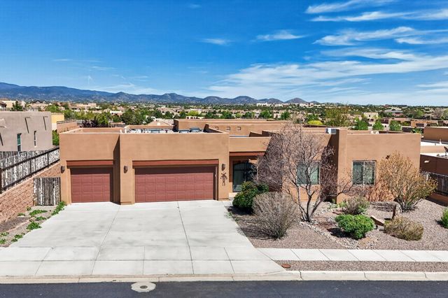 7 Caballo Viejo, Santa Fe, NM 87508