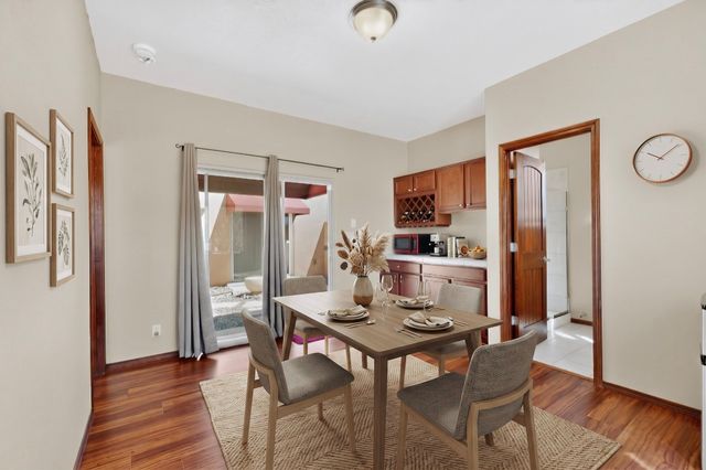 7 Caballo Viejo, Santa Fe, NM 87508