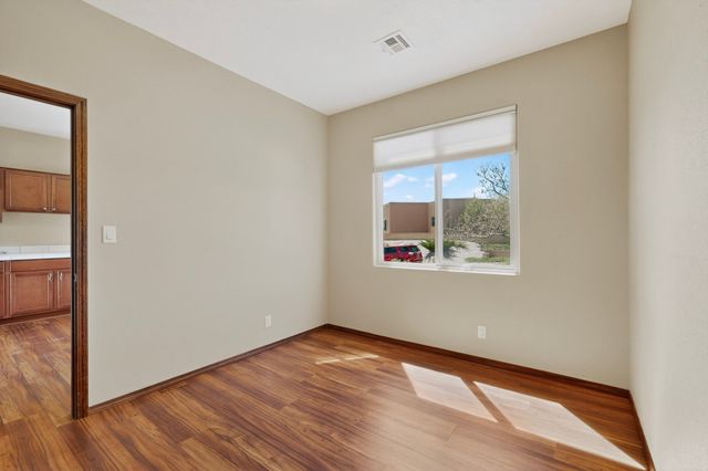 7 Caballo Viejo, Santa Fe, NM 87508