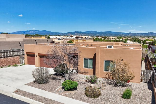 7 Caballo Viejo, Santa Fe, NM 87508