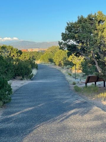 7 Caballo Viejo, Santa Fe, NM 87508
