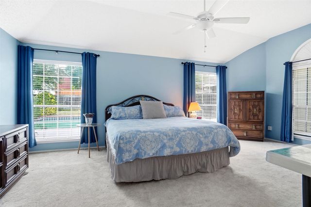 833 Windy Meadow Circle, Desoto, TX 75115