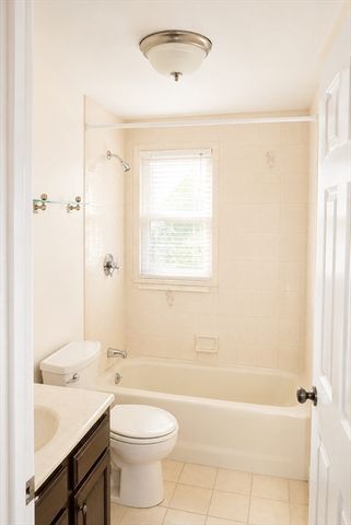 160 Cypress Street 160, Watertown, MA 02472