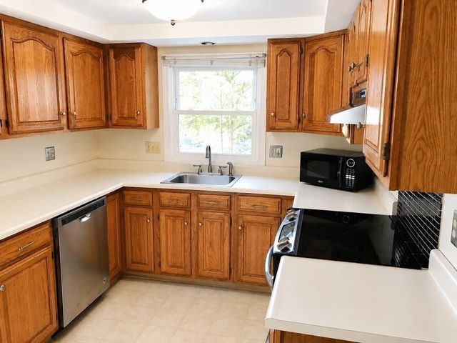 160 Cypress Street 160, Watertown, MA 02472