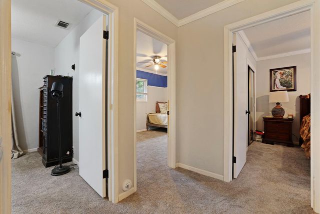 424 Morada Ln, Stockton, CA 95210