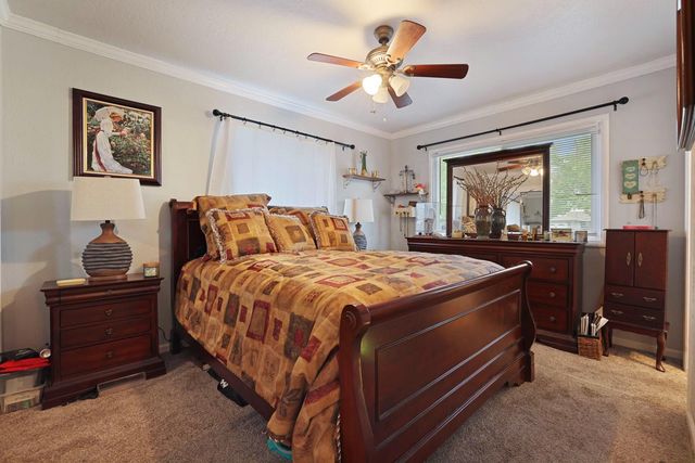 424 Morada Ln, Stockton, CA 95210