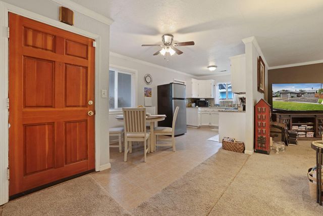 424 Morada Ln, Stockton, CA 95210