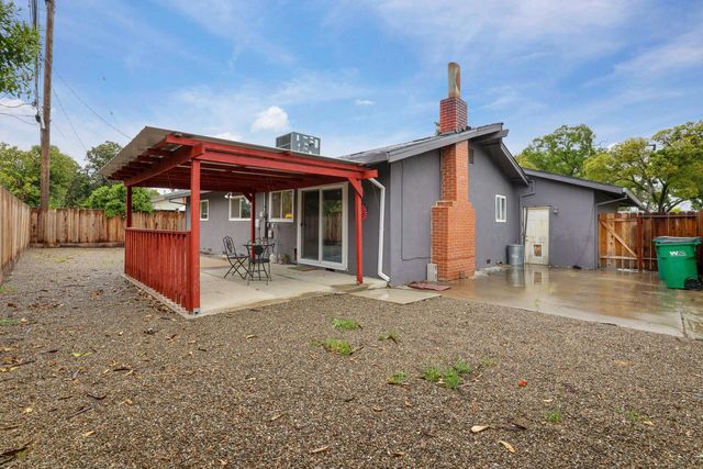 424 Morada Ln, Stockton, CA 95210