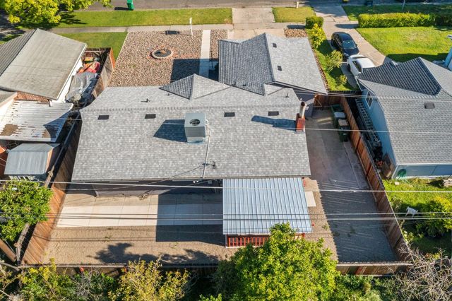 424 Morada Ln, Stockton, CA 95210