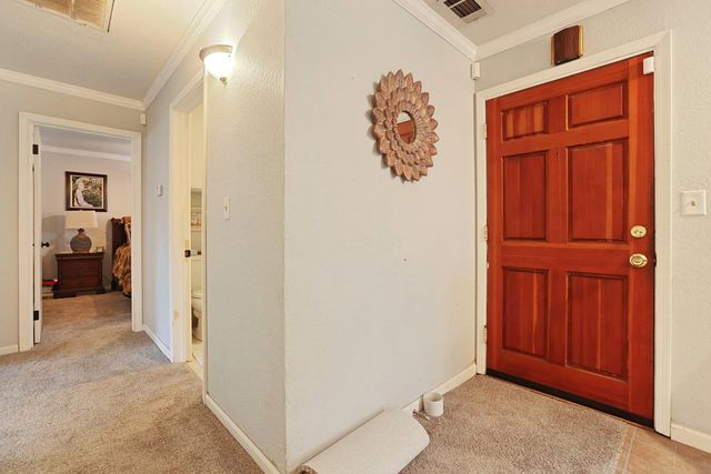 424 Morada Ln, Stockton, CA 95210