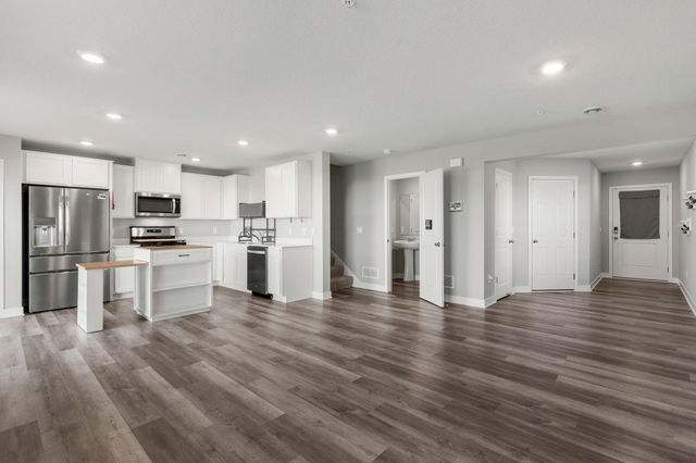 13616 Kaylemore Trail, Rosemount, MN 55068