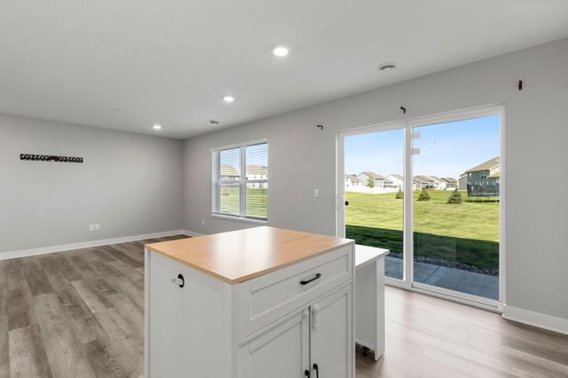 13616 Kaylemore Trail, Rosemount, MN 55068