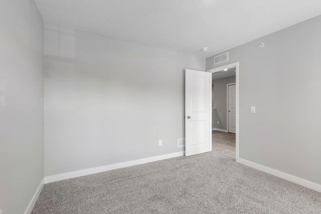 13616 Kaylemore Trail, Rosemount, MN 55068