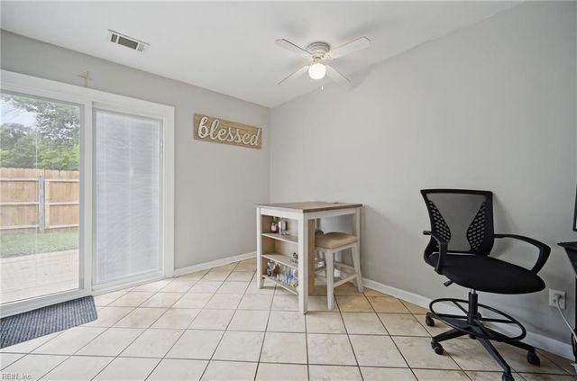 3424 Crimson Holly CT, Virginia Beach, VA 23453