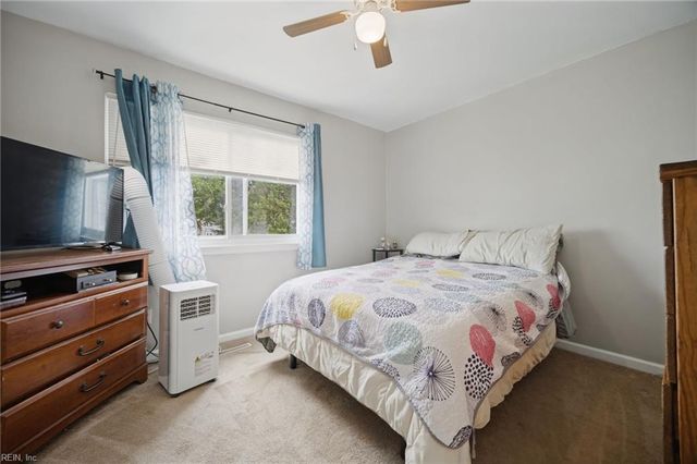 3424 Crimson Holly CT, Virginia Beach, VA 23453