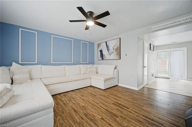 3424 Crimson Holly CT, Virginia Beach, VA 23453