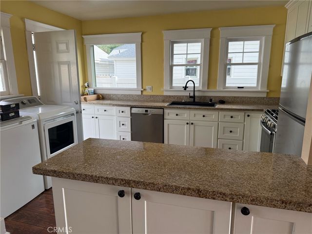 3043 Market, Riverside, CA 92501