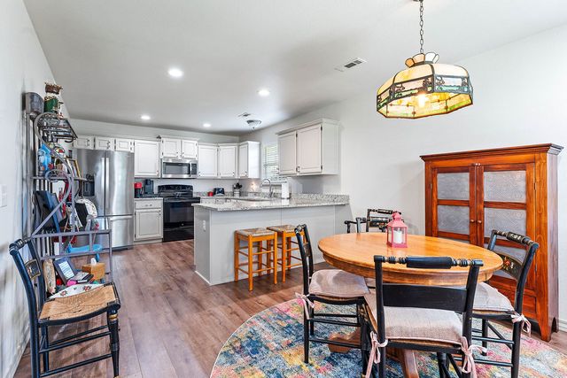 6008 S 39th Street, Rogers, AR 72758
