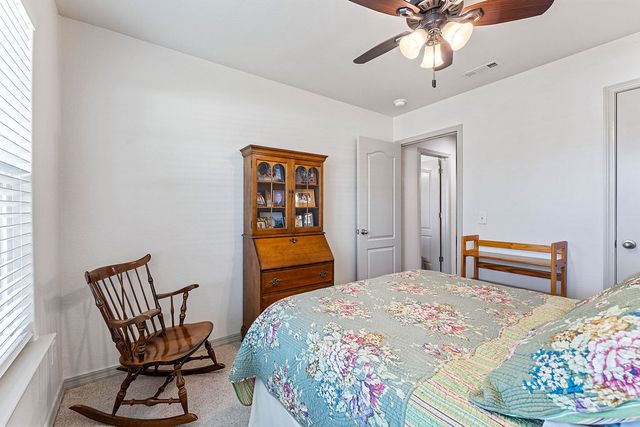 6008 S 39th Street, Rogers, AR 72758
