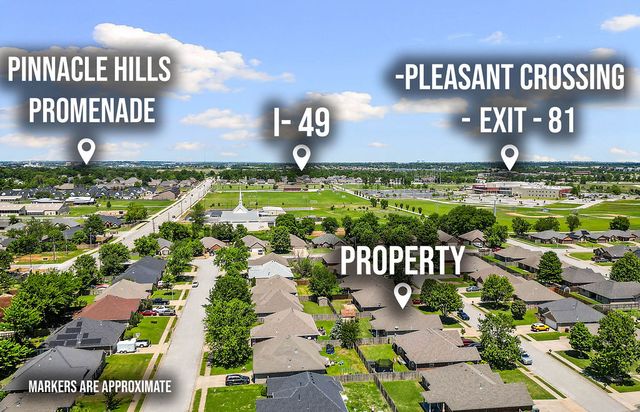 6008 S 39th Street, Rogers, AR 72758
