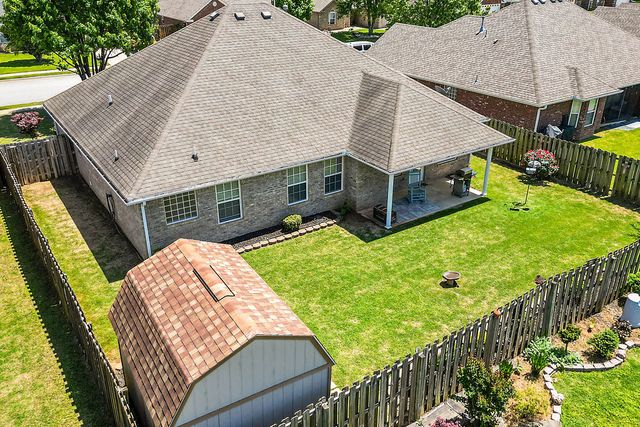 6008 S 39th Street, Rogers, AR 72758
